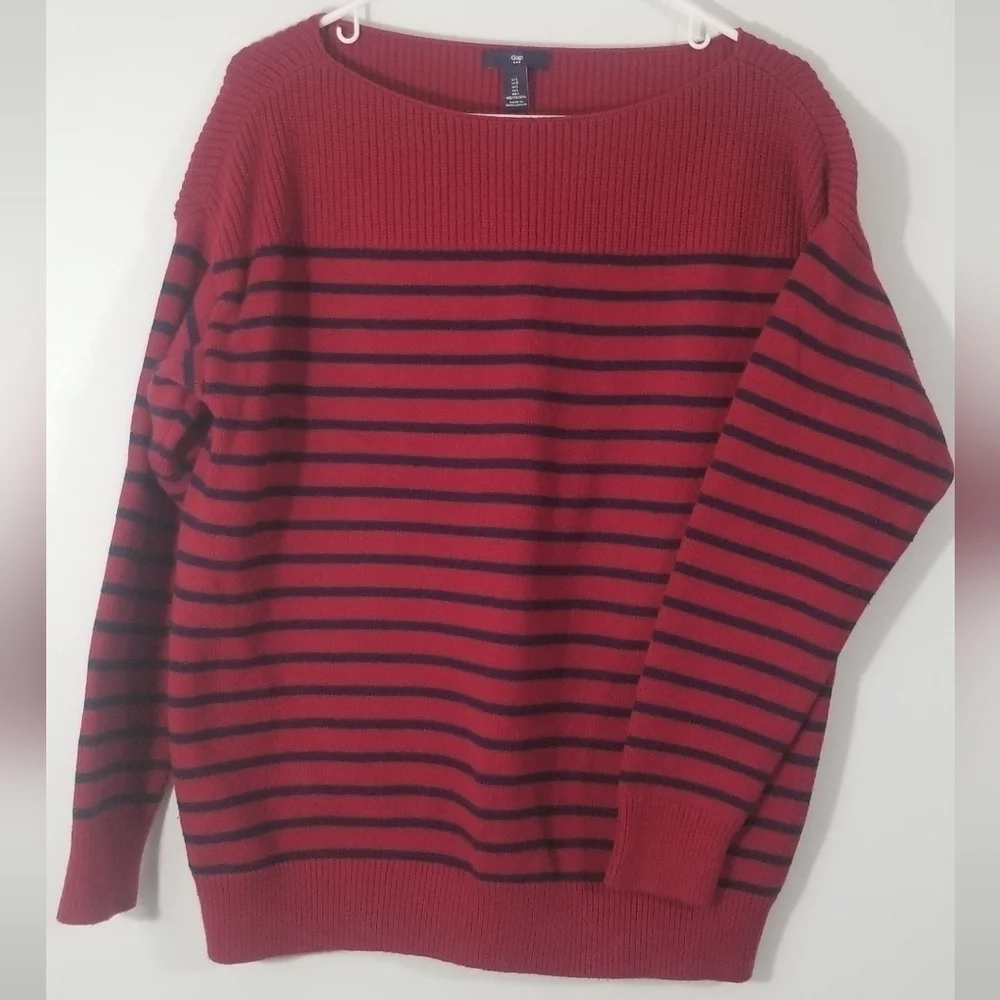 GAP Striped Knitted Sweater. Boat Neckline. Ribbed Hemline and Cuffs. Size Large - Picture 1 of 5
